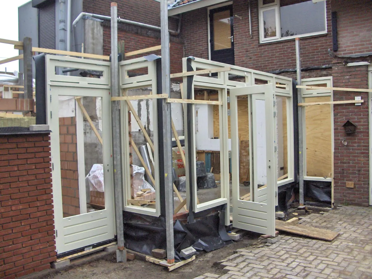 Aanbouw en uitbouw woning Goirle